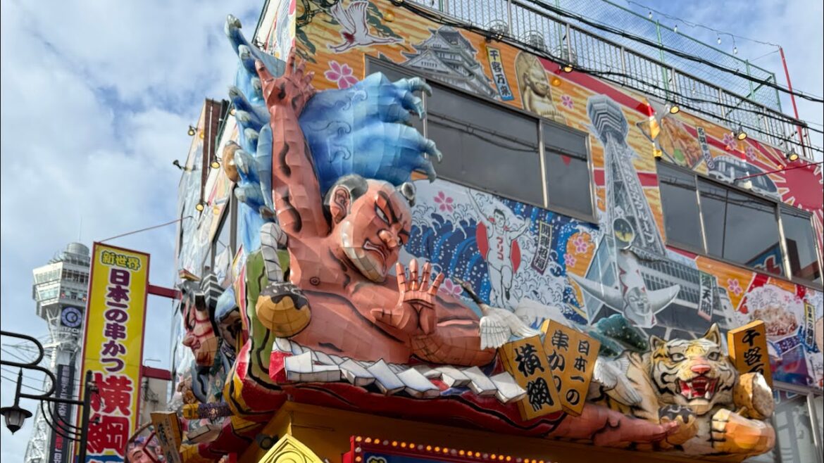 Ep: 8. Tsutenkaku Tower Tour 🗼 | Stunning Views Over Osaka from the Observation Deck