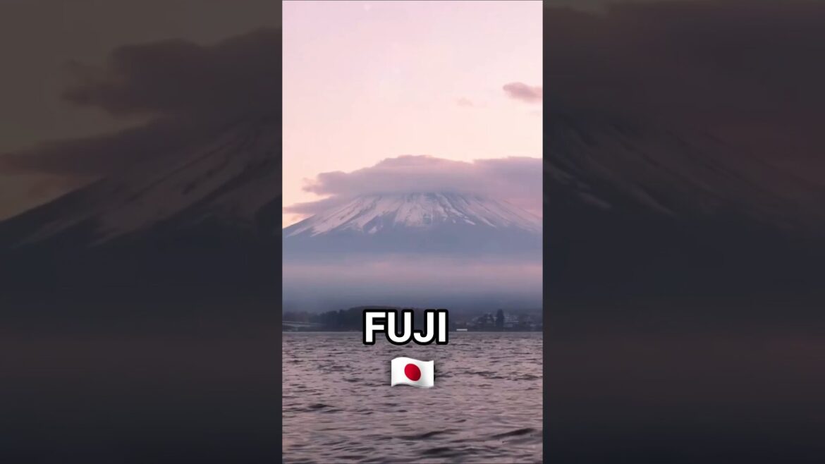Mount Fuji Will Leave You BREATHLESS - Japan's Natural Wonder  part 2🇯🇵 #shorts #traveljapan