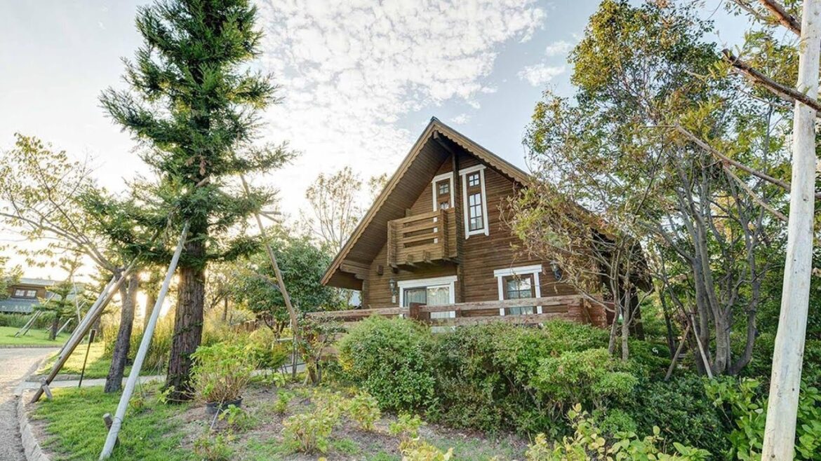 Hotel Lodge Maishima, Osaka, Japan | Travel Book