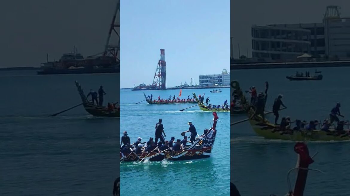🌊🏅🌺 51st Dragon Boat #festival at #Naha, #Okinawa