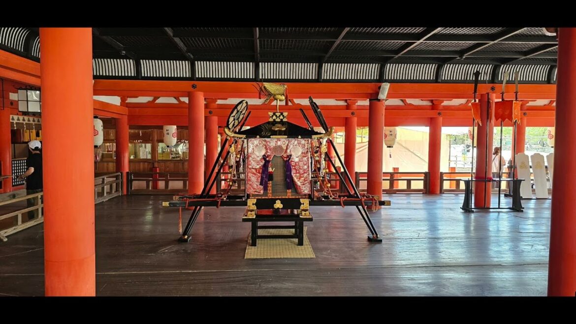 Hiroshima & Itsukushima Shrine: Japan Airlines Premium Economy + Sushi & Food Experience!