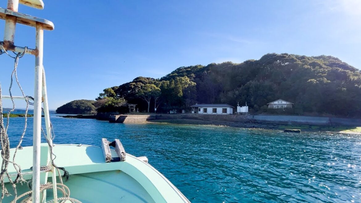 Japan Travel: 3 Days on an Uninhabited Island in Amakusa | Starry Sea, Fishing & GoPro Diving Japan Travel: 3 Days on an Uninhabited Island in Amakusa | Starry Sea, Fishing & GoPro Diving