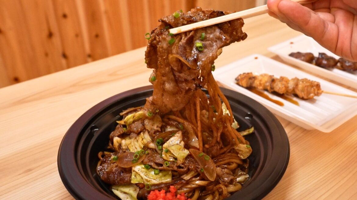 Authentic Yakitori and Yakisoba! | Japanese Street Food Authentic Yakitori and Yakisoba! | Japanese Street Food