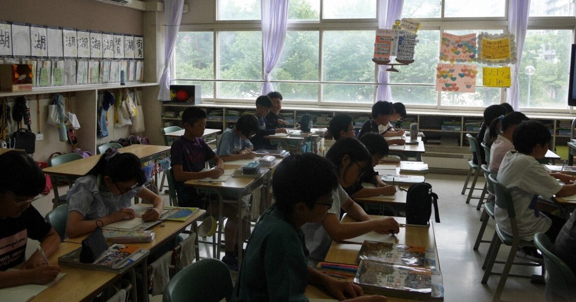 Sapporo schools rush to install air conditioning amid dangerous temps Sapporo schools rush to install air conditioning amid dangerous temps