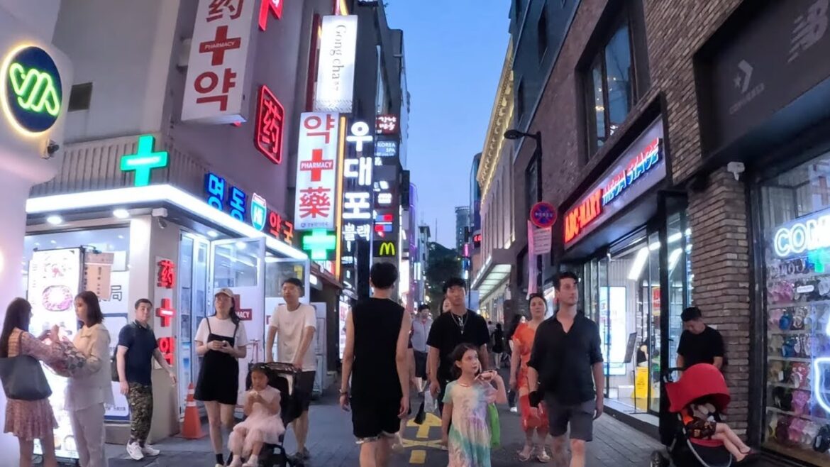 #446 [4K Ultra-wide video: Myeongdong food street in Seoul, Korea. Myeongdong# Walking# CityTour #446 [4K Ultra-wide video: Myeongdong food street in Seoul, Korea. Myeongdong# Walking# CityTour