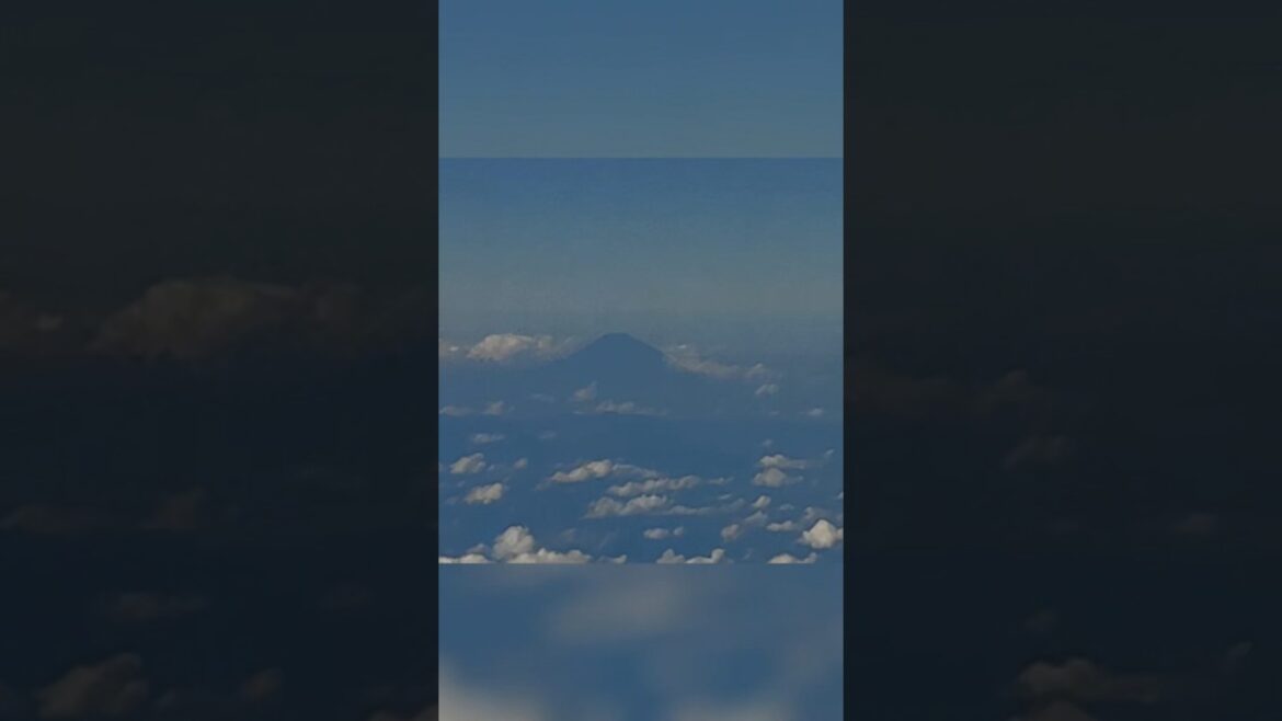 Osaka itami to Narita #travel #film #japan #japanairlines Osaka itami to Narita #travel #film #japan #japanairlines