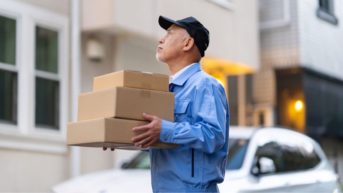 Parcel Redelivery Rate Falling Slowly in Japan