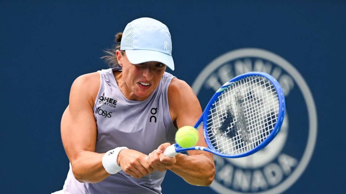 Swiatek dominates Toronto as Pegula, Keys, Osaka power through