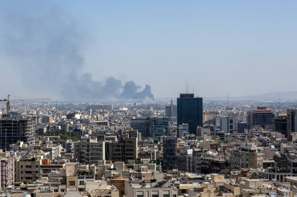 Japan raises travel warning for Iran to highest level Japan raises travel warning for Iran to highest level