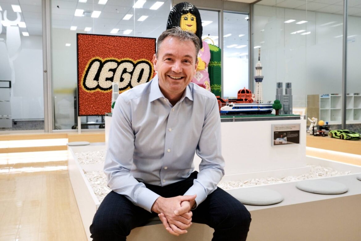 From Hokusai’s Great Wave, shinkansen to One Piece: a cultural treasure box for Lego Japan From Hokusai’s Great Wave, shinkansen to One Piece: a cultural treasure box for Lego Japan