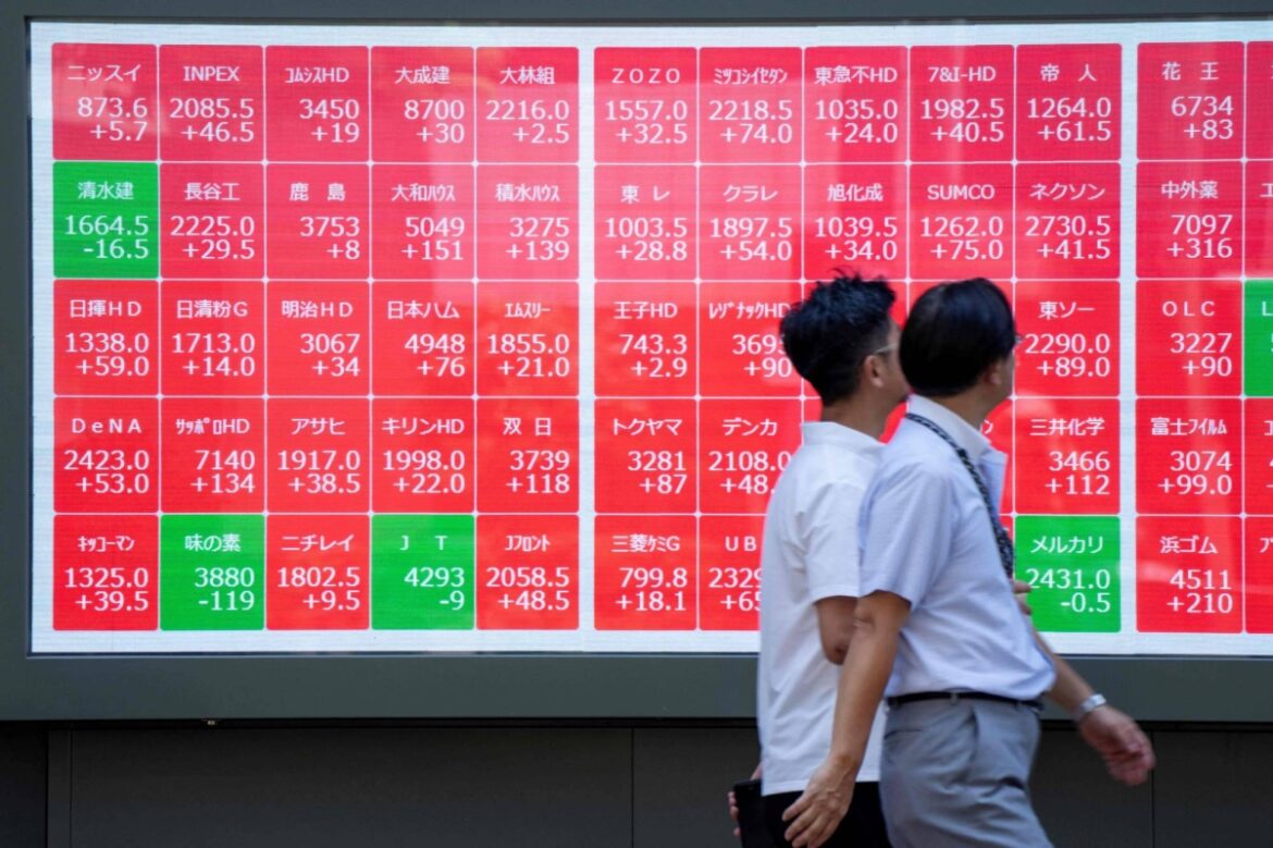 SmartNews planning to hire Mitsubishi UFJ and Nomura for Tokyo listing