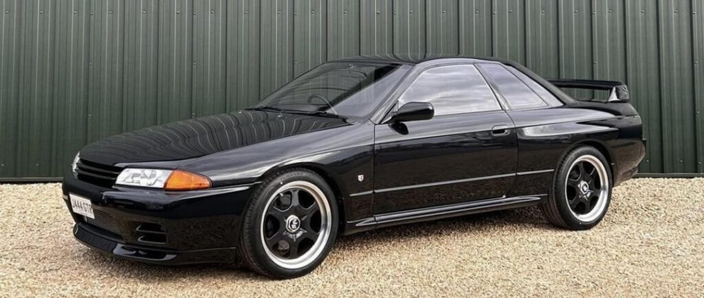 R32 GTR or MK4 Supra?