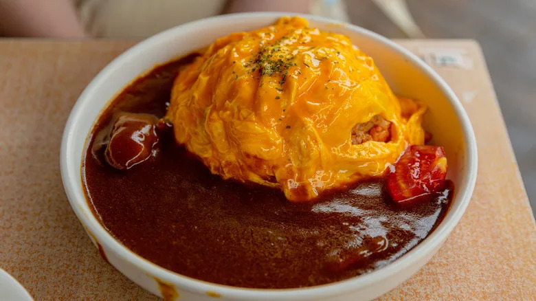 Omurice, a common dish at maid cafés