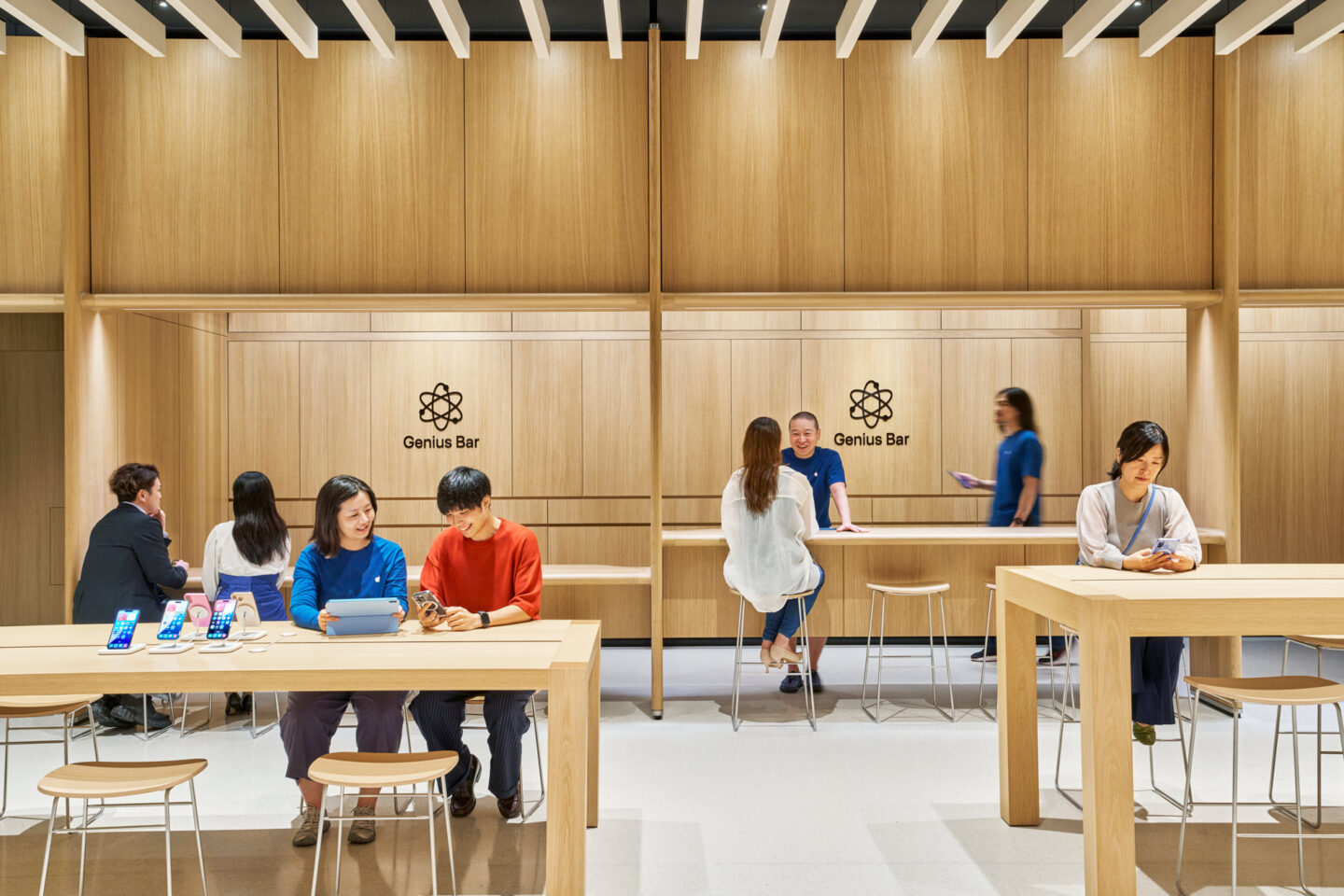 Genius Bar, Osaka