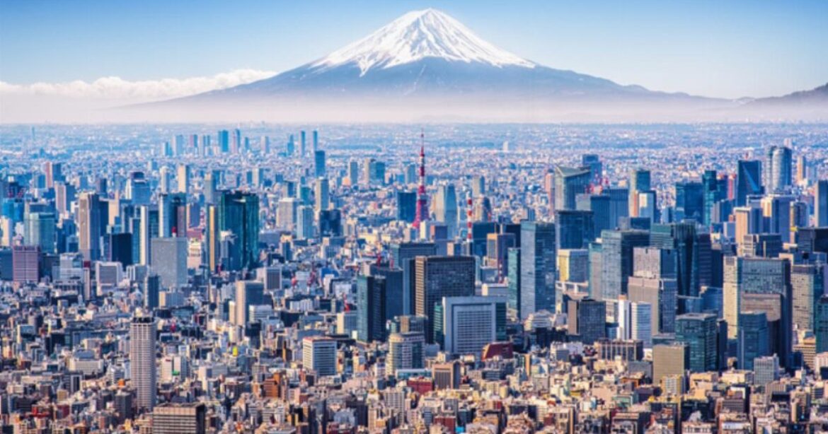Tokyo to Mount Fuji: A comprehensive two-week travel guide to Japan