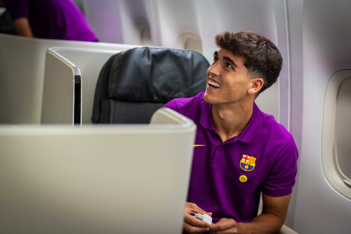 FC Barcelona arrive in Japan FC Barcelona arrive in Japan
