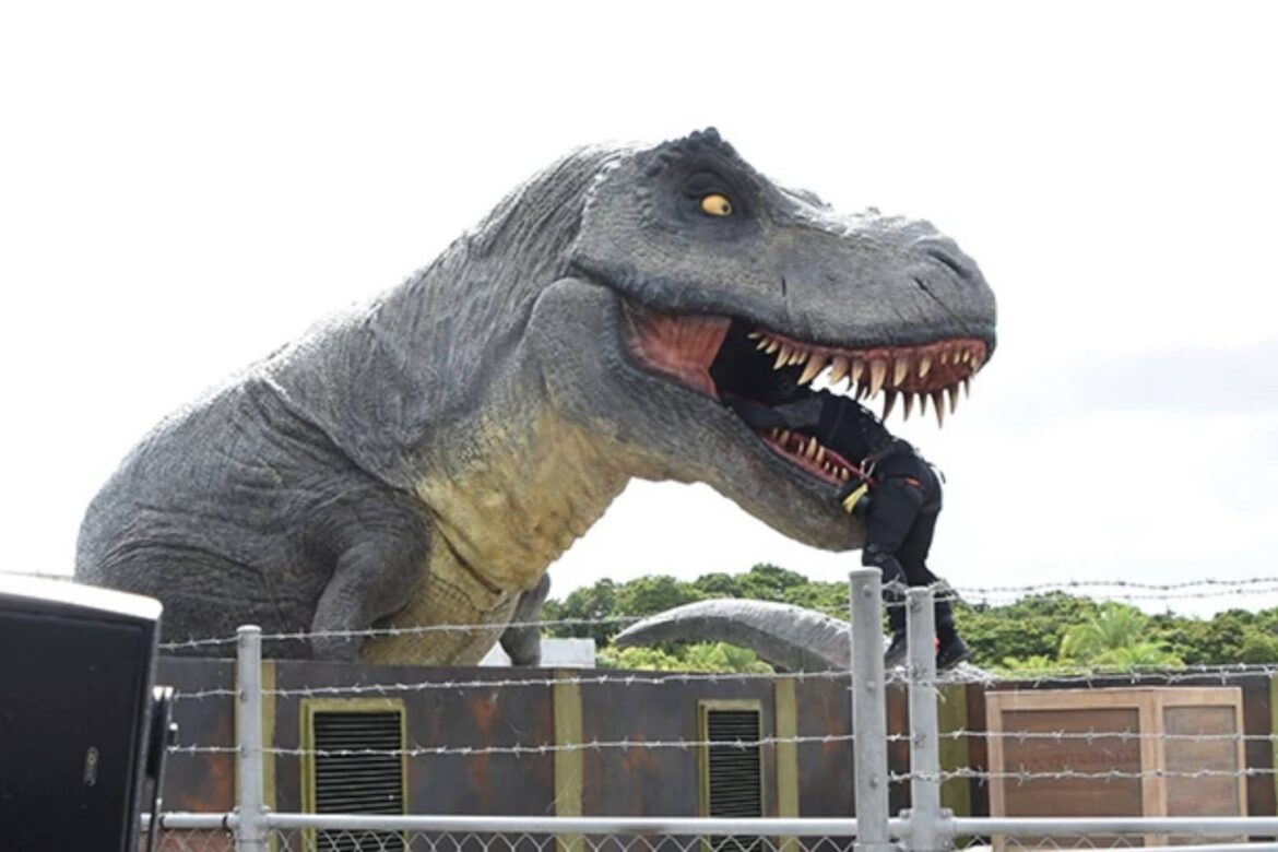 Dinosaur safari park, Junglia Okinawa, opens in Japan Dinosaur safari park, Junglia Okinawa, opens in Japan