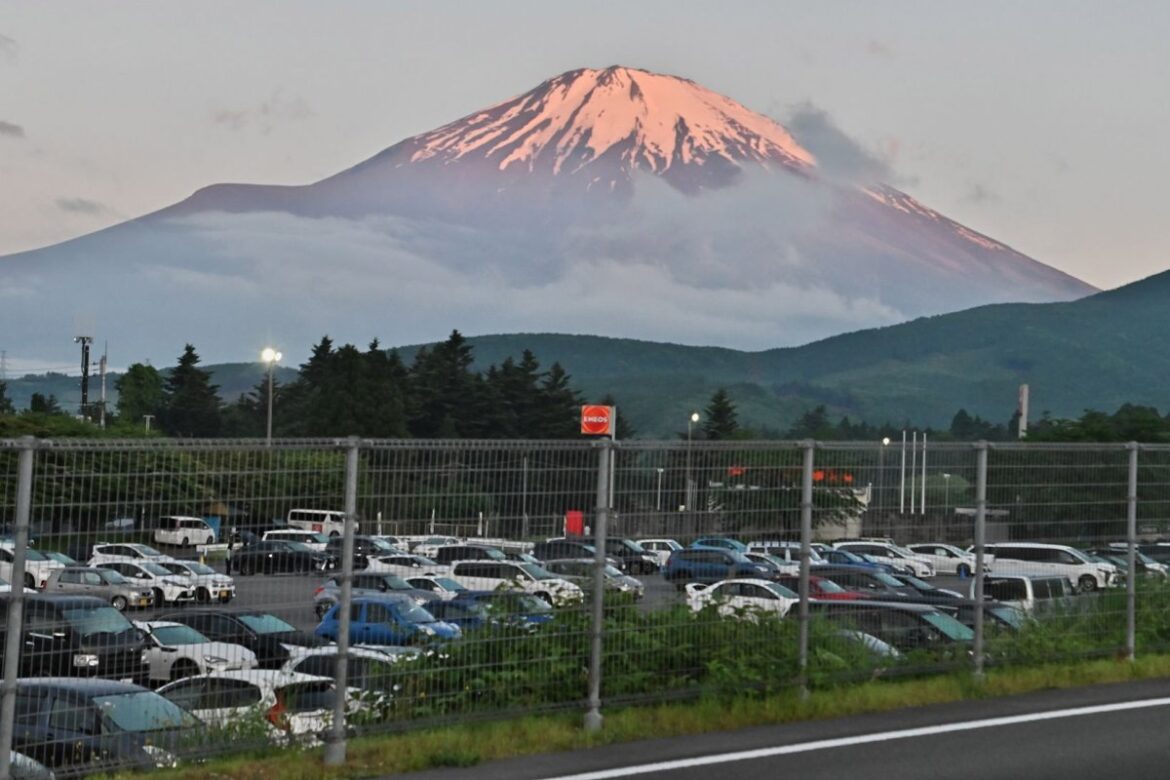 Mt. Fuji doubles entry fee, strengthens safety measures to start new season