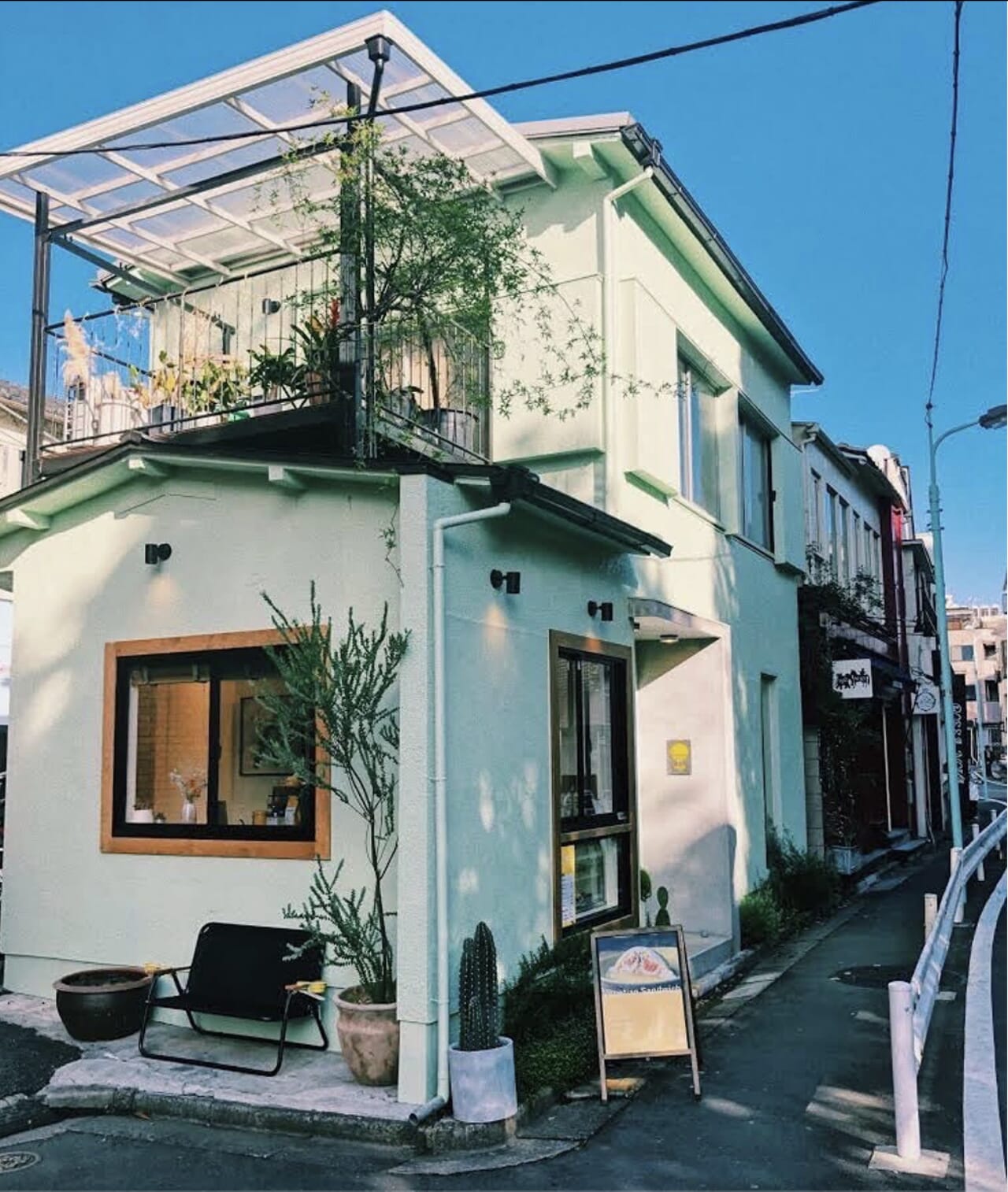 Whyte Harajuku