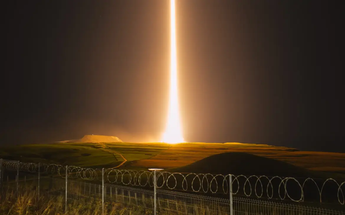 Cover Image for Space industry urges Congress not to axe system preventing satellite collisions