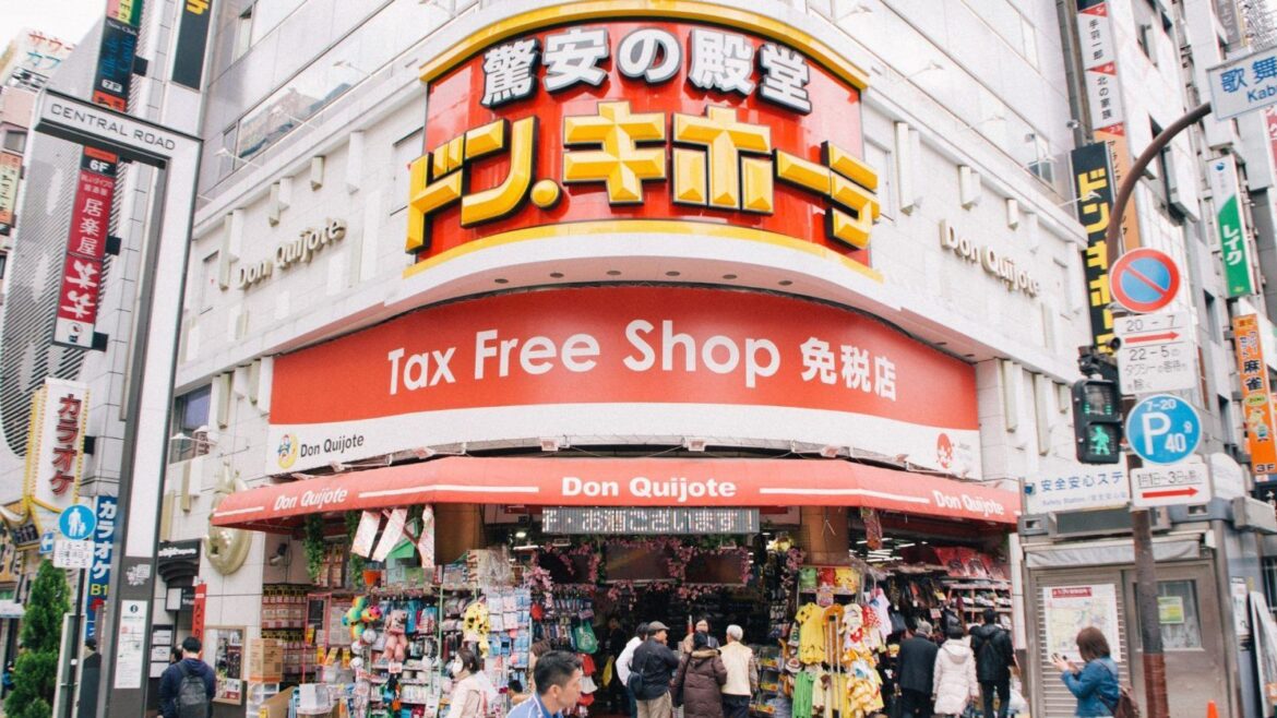 Japanese Discount Store Pops Up For Limited Time