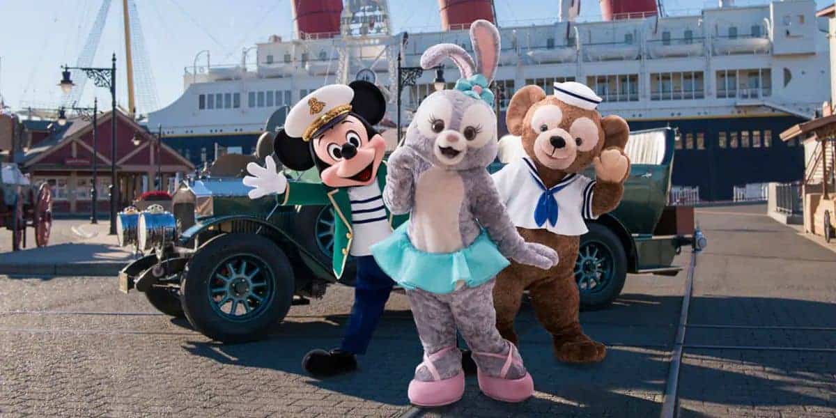 Mickey Mouse, StellaLou, and Duffy at Tokyo DisneySea
