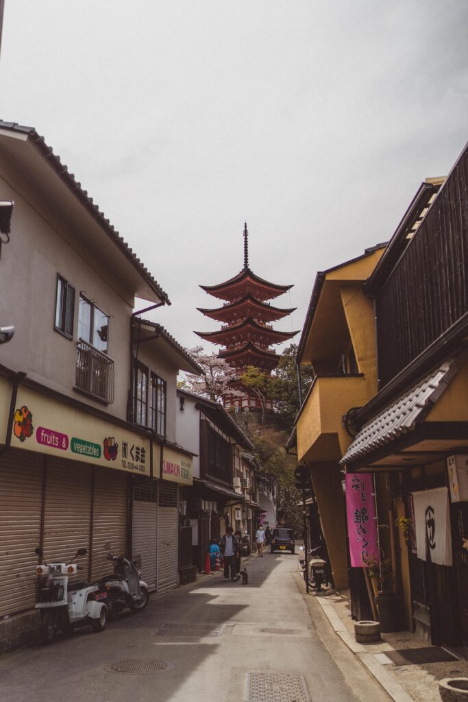 itsukushima island