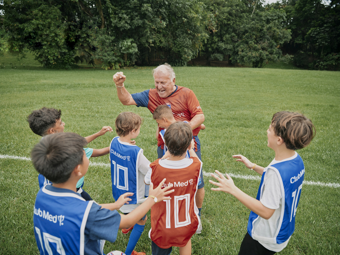 All-Inclusive Resort Club Med will run the "Zico 10 Children's English Soccer Camp" at Kiroro Grand Resort in Hokkaido, Japan for the summer vacation. / Photo = Club Med