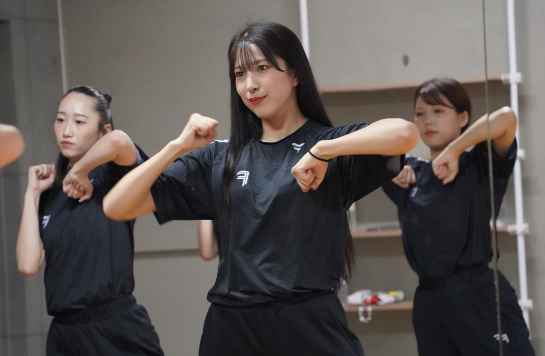 (Left) Nanako Ueno (center) Rio Miyazaki (right) Ranka Yamamoto