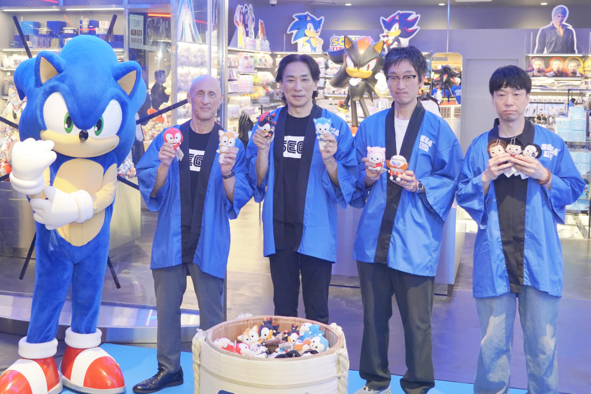 左からソニック、ジャスティン・スカルポーネさん、内海さん、河村さん、平松さん