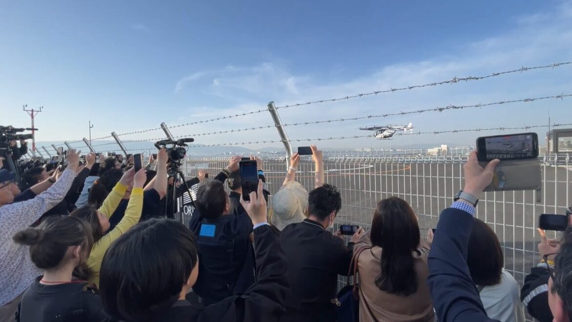 Chairman AEGEAN Mr. Eftychios Vassilakis, CEO AEGEAN Mr. Dimitris Gerogiannis