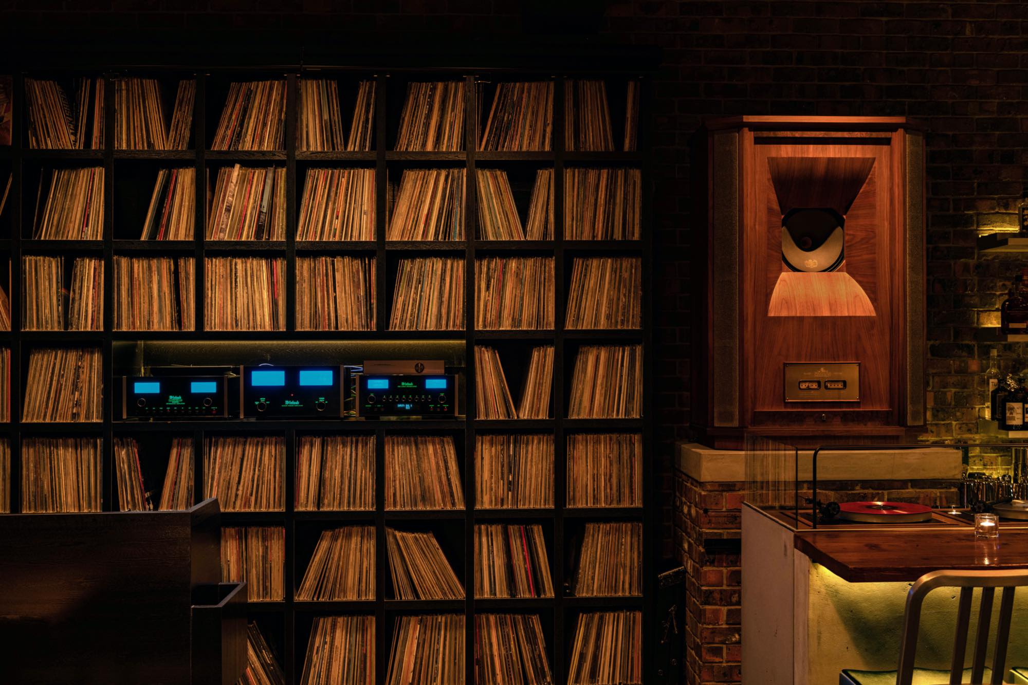 tokyo vinyl culture the music bar shibuya