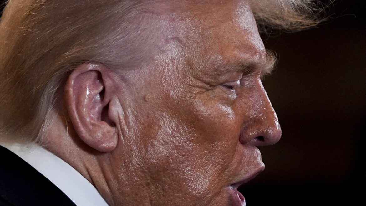 US automakers say Trump’s 15% tariff deal with Japan hurts them US automakers say Trump's 15% tariff deal with Japan hurts them