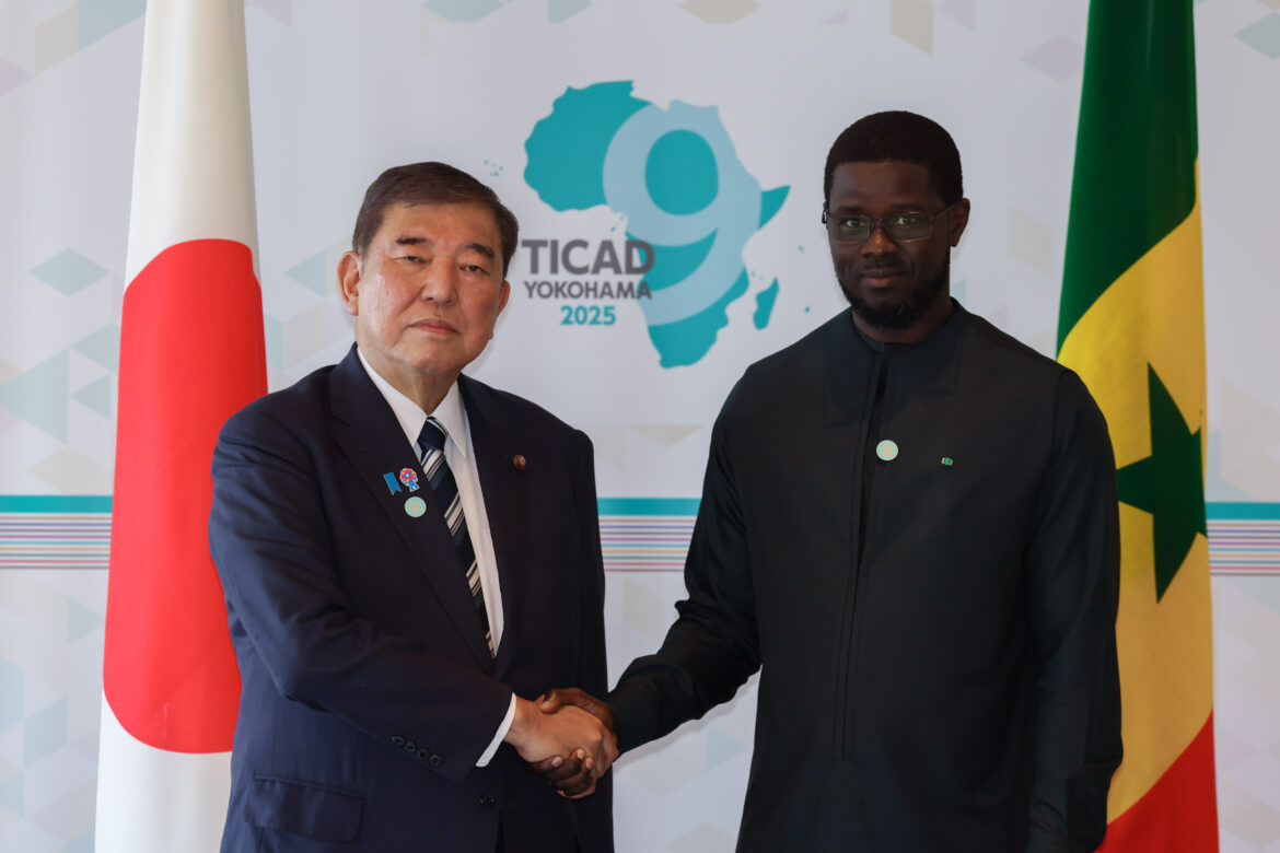 Japan-Senegal Summit Meeting (Summary) (Diplomatic Relations) Japan-Senegal Summit Meeting (Summary) (Diplomatic Relations)