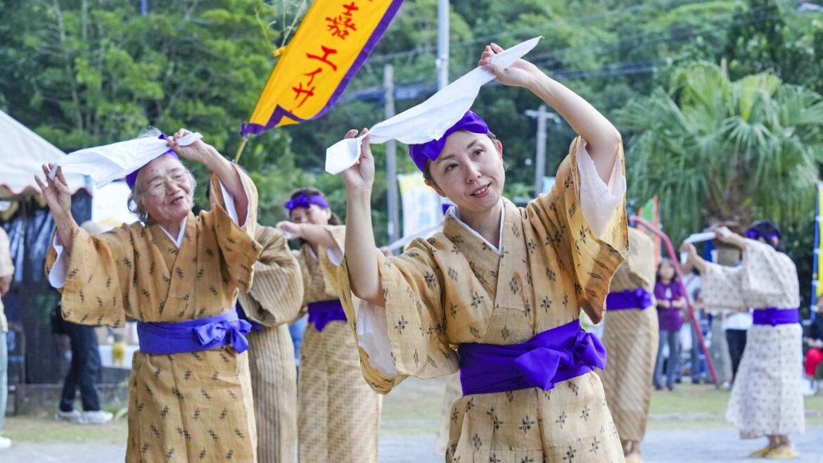 Scooting to Okinawa & Chiang Rai Scooting to Okinawa & Chiang Rai