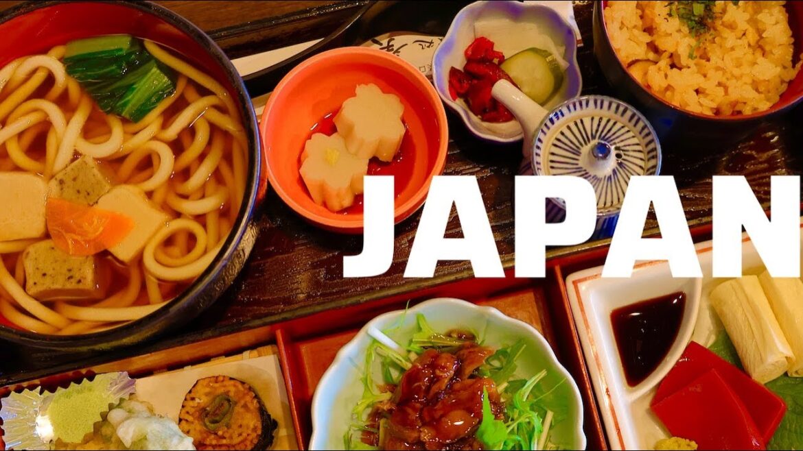 Kyoto Station Food Tour !! eating Ekiben on Shinkansen Bullet Train!!