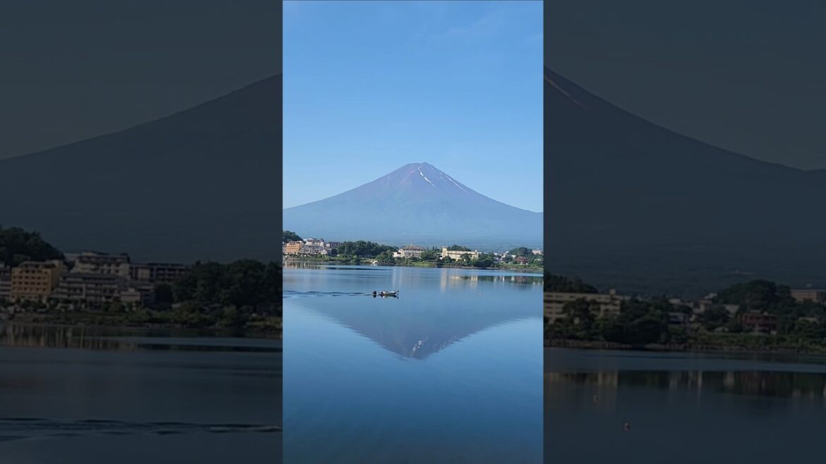 Best spot to see Mt. Fuji , Lake Kawaguchi #lake #mountain