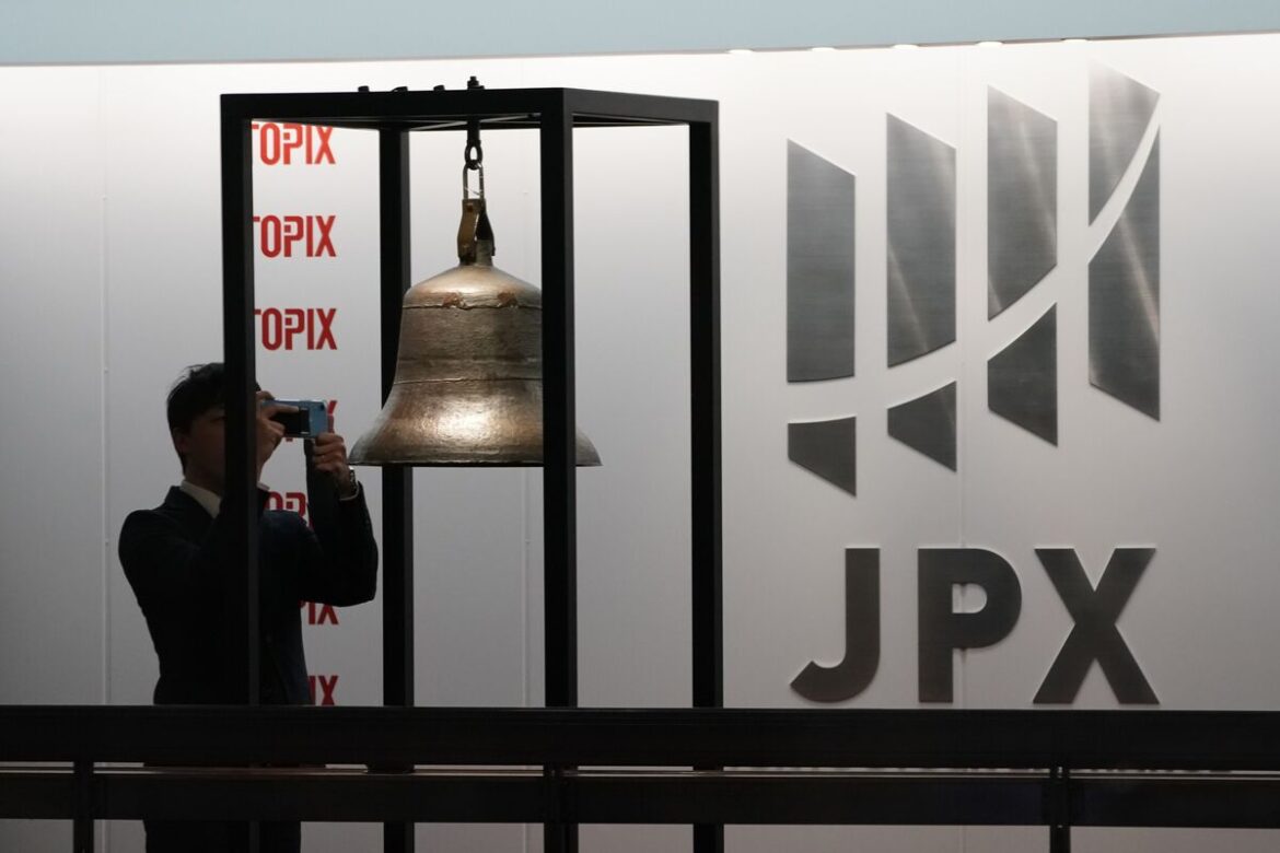 Popular Option Trade Spurs Japan Bourse to Seek New ETF Listings Popular Option Trade Spurs Japan Bourse to Seek New ETF Listings
