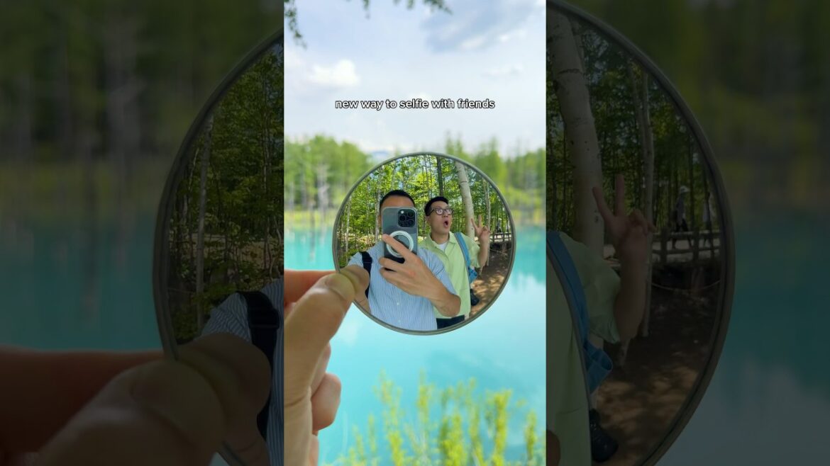Try this pocket mirror selfie for your next trip😆🤳🏻🪞 #japantravel #sapporo #selfie
