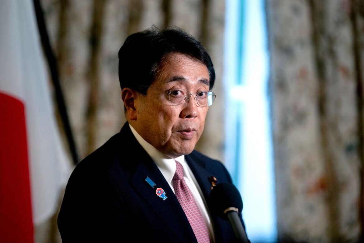 Japan's Top Trade Negotiator to Visit US, Urge to Proceed With Auto Tariff Cut
