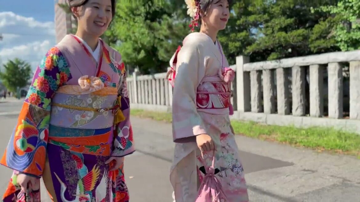 First Kimono Experience in Japan 🇯🇵 | Korean Girls Transform in Hakodate & Visit a Shrine "First Kimono Experience in Japan 🇯🇵 | Korean Girls Transform in Hakodate & Visit a Shrine"