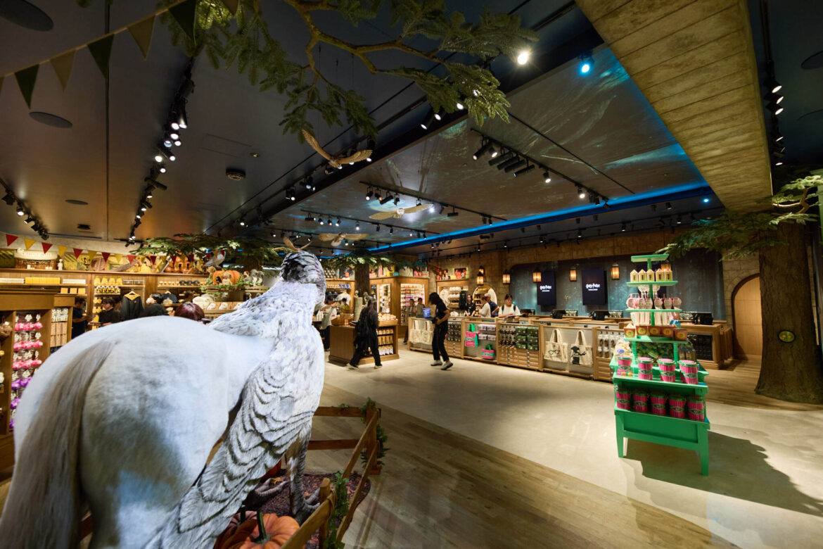 Japan’s first flagship Harry Potter Shop has opened in Harajuku Japan’s first flagship Harry Potter Shop has opened in Harajuku