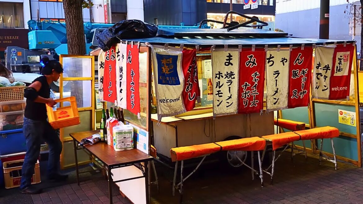 Super Speed Setup & Cooking! Legendary Yatai Stall in Hakata | Japanese Street Food