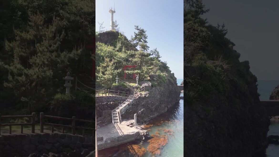 Benten Iwa (Niigata, Japan)