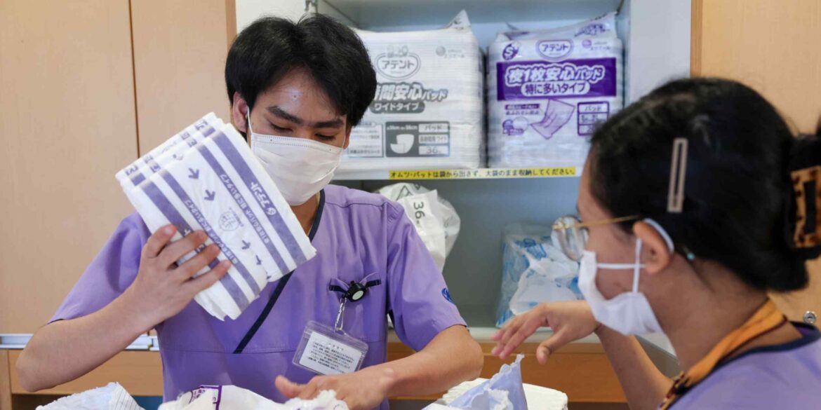 Foreign workers in Japan more than quadruple in labor-starved areas