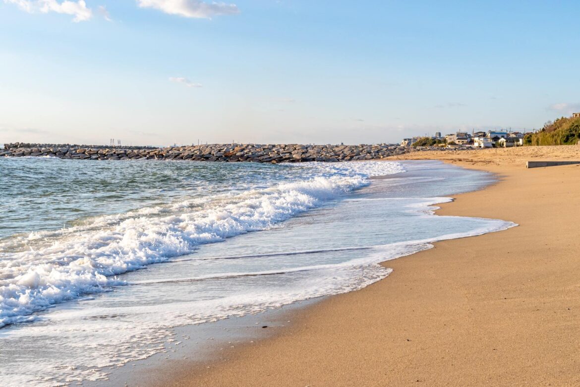 9 best beaches in and near Osaka 9 best beaches in and near Osaka
