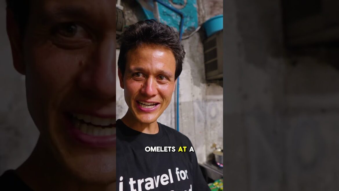 World’s Fastest Instant Noodles Chef!! #streetfood #philippines World's Fastest Instant Noodles Chef!! #streetfood #philippines