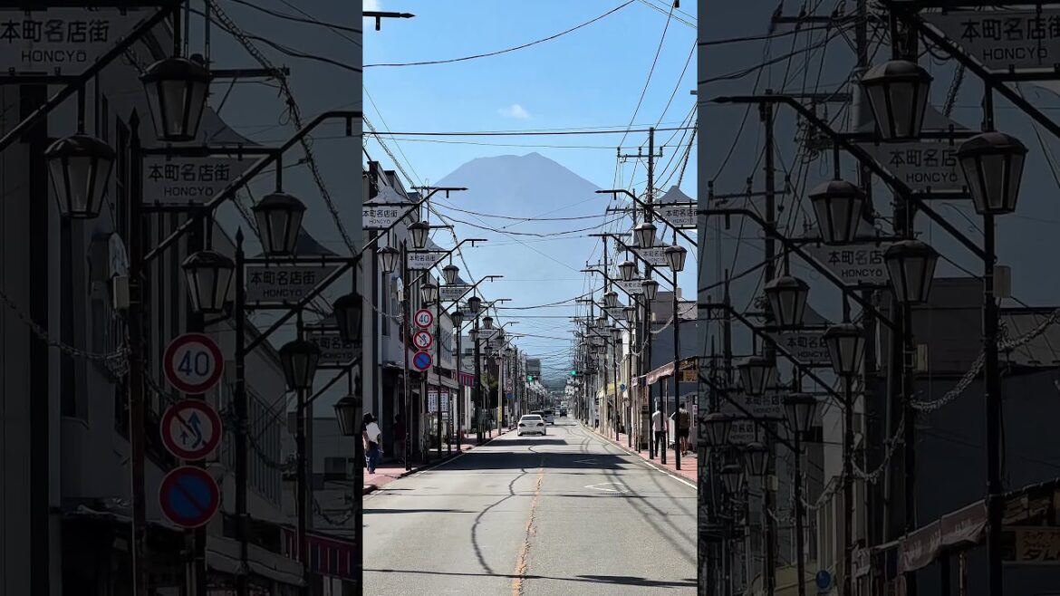 Honcho street best view of Mount Fuji 🗻🇯🇵 #fujiyoshida #japan #mountfuji #bestview #travel