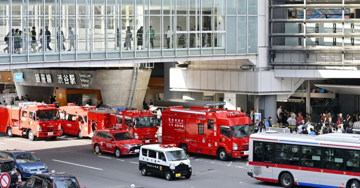 Man arrested after allegedly releasing pepper spray, injuring 16 in Tokyo Man arrested after allegedly releasing pepper spray, injuring 16 in Tokyo