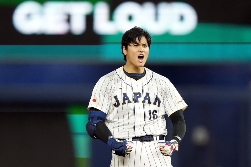 World Baseball Classic Semifinals: Mexico v Japan
